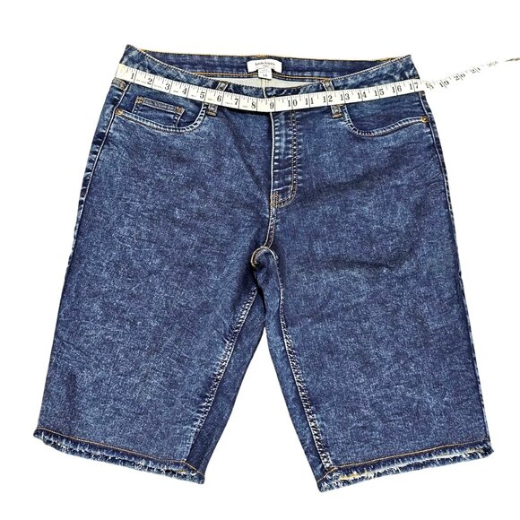 Haute Hippie Tribe Women's Denim Bermuda Shorts Size 14 Frayed Hem Stretchy Cott - Picture 9 of 9